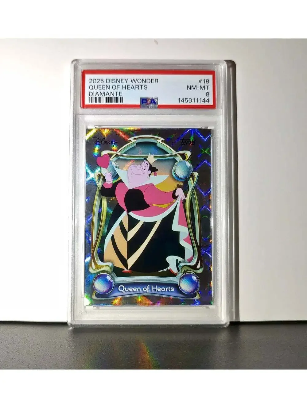 Queen of Hearts 2025 Topps Disney #18 Winter Variant Card Alice inland PSA 8